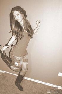 安娜模特吃瓜照片大全,吃瓜照片大全,揭秘时尚圈幕后故事